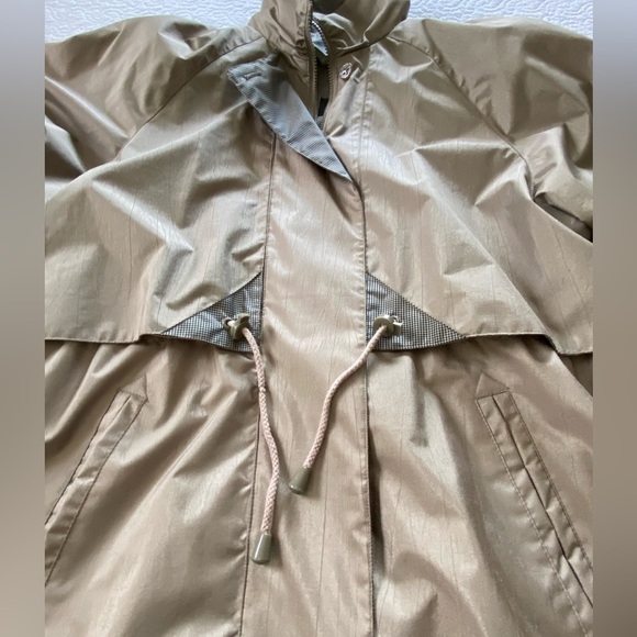 Mariel 80’s/90’s Vintage Raincoat Taupe Size Small - Picture 9 of 15